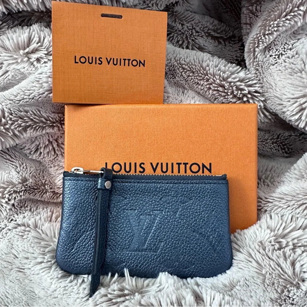 🖤 Louis Vuitton Monogram Empreinte Key Pouch